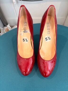 GUESS Red Patent Leather High Heel Pumps